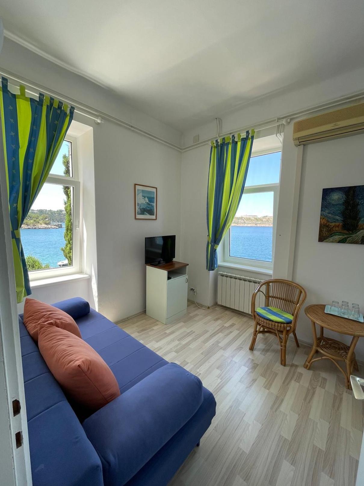 Bed&Breakfast Villa Eva Omišalj Eksteriør bilde
