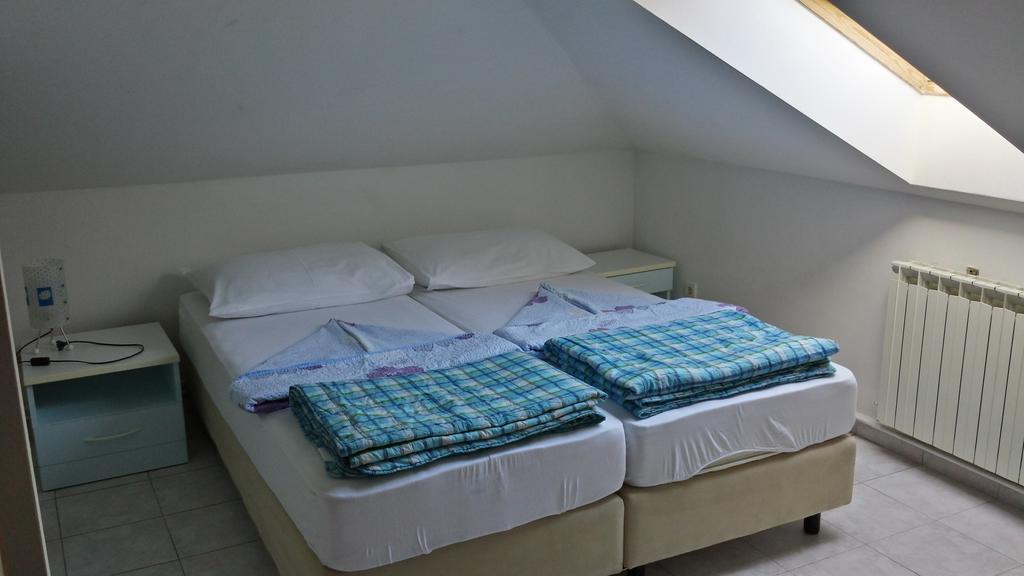 Bed&Breakfast Villa Eva Omišalj Rom bilde